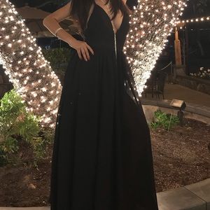 A black prom dress.